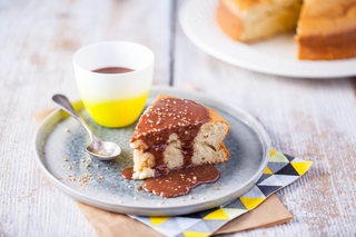 Goat cheese yogurt cake with praline sauce